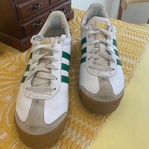 Adidas classic Samoa sz 6 sneakers